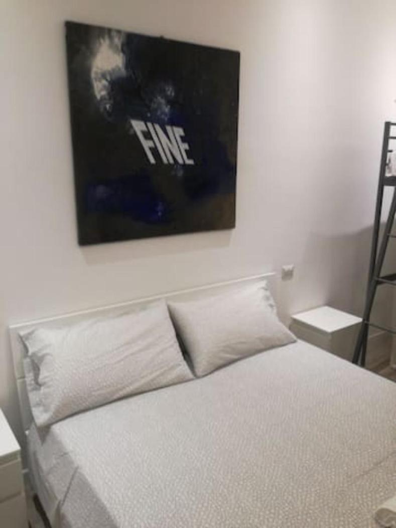 Bilocale Zona Isola 200 Mt Metro Mm3 Maciachini - J2 Milaan